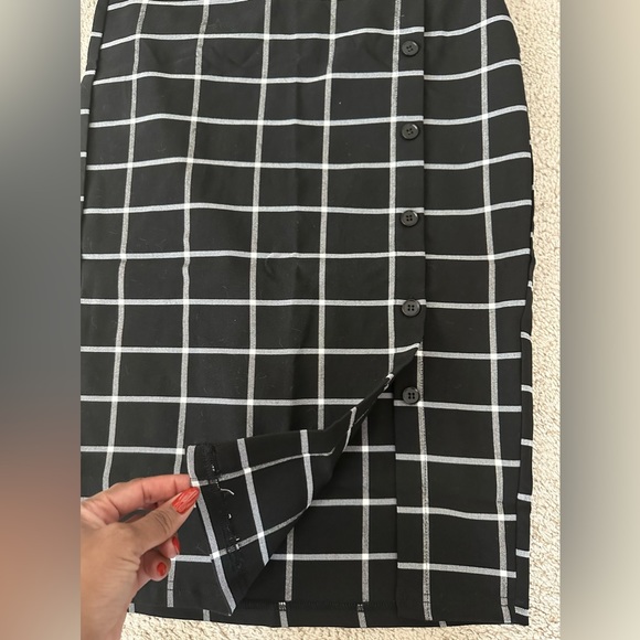 Plaid Pencil Midi Skirt Elastic High Waist Button Stretchy with Slit Size: M - Picture 5 of 8